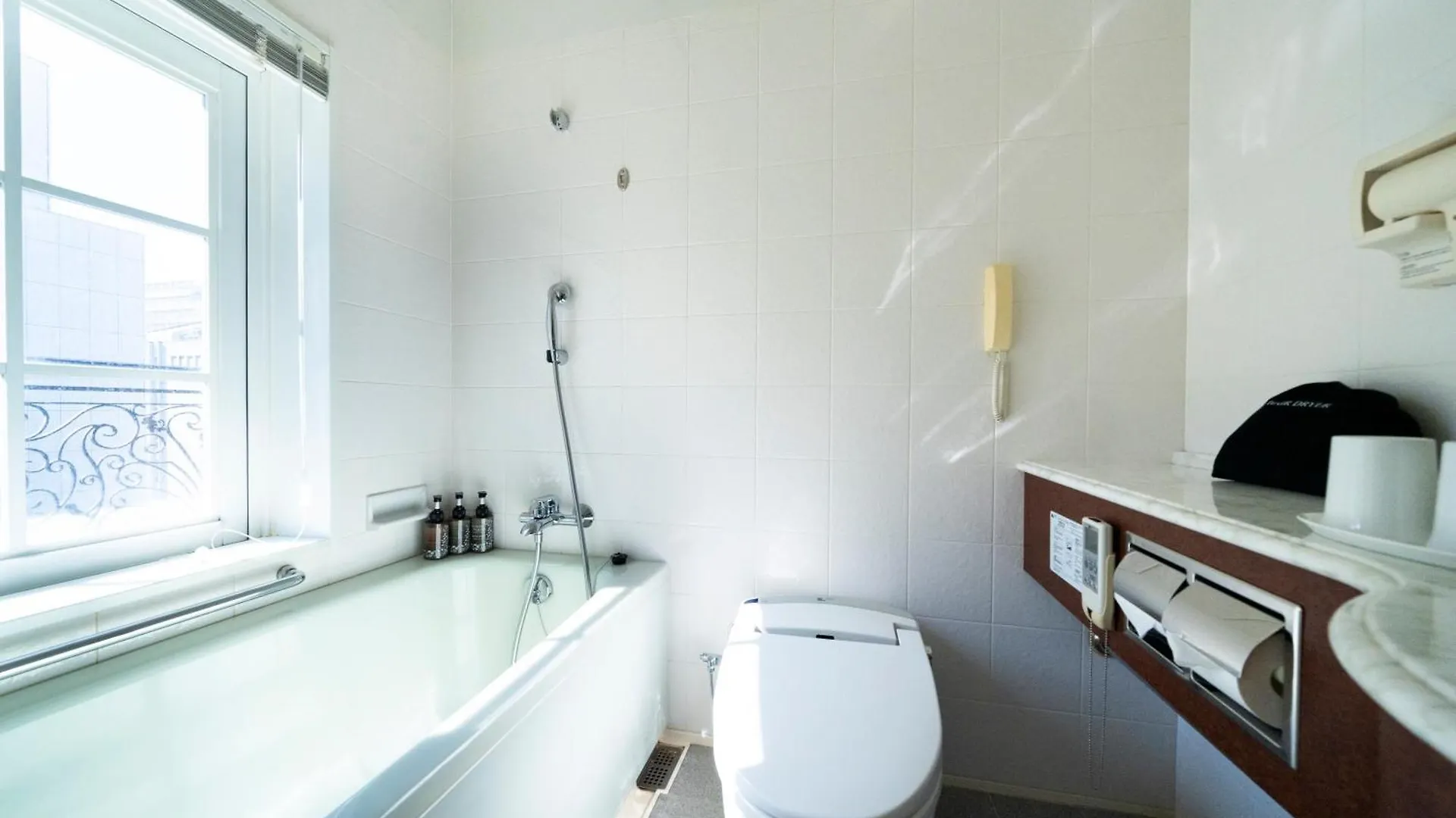 Koko Hotel Osaka Shinsaibashi 4*,  Ιαπωνία