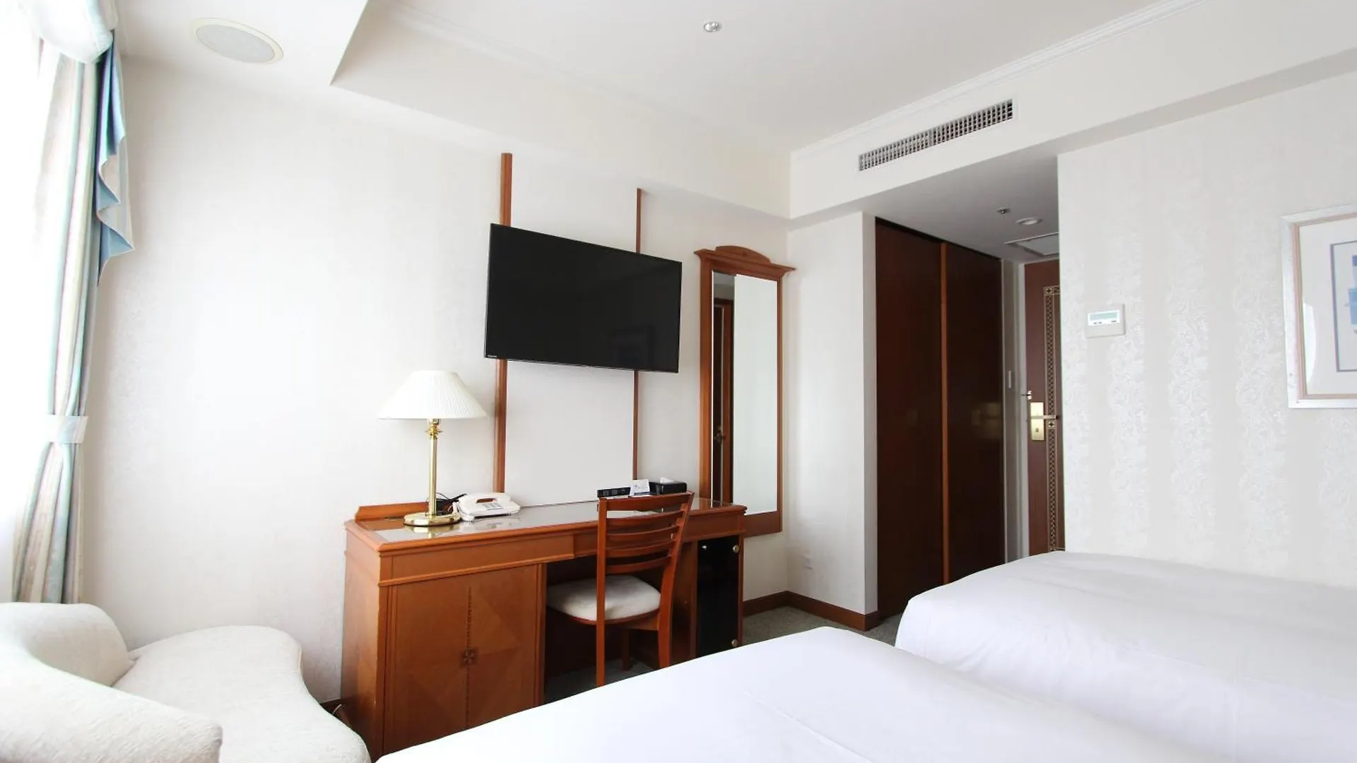 Koko Hotel Osaka Shinsaibashi 4*,