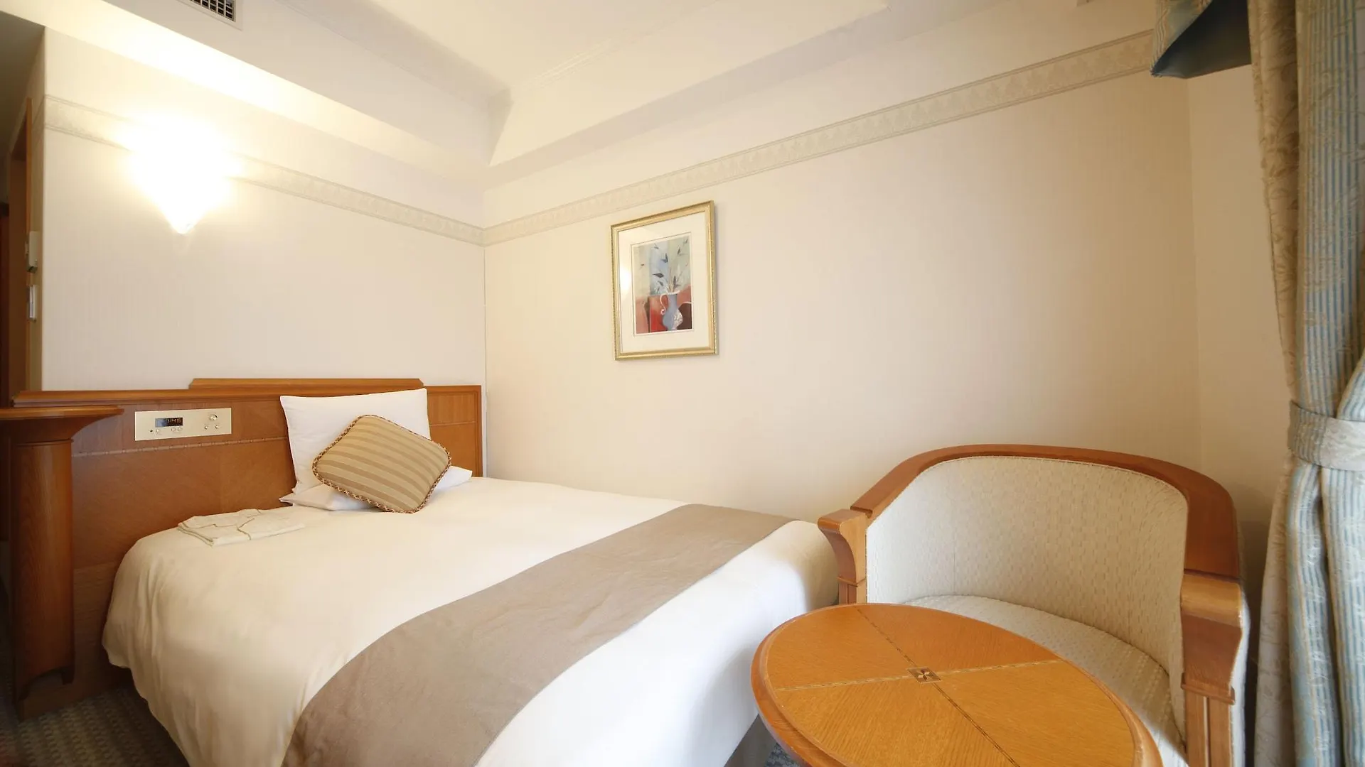 Koko Hotel Osaka Shinsaibashi