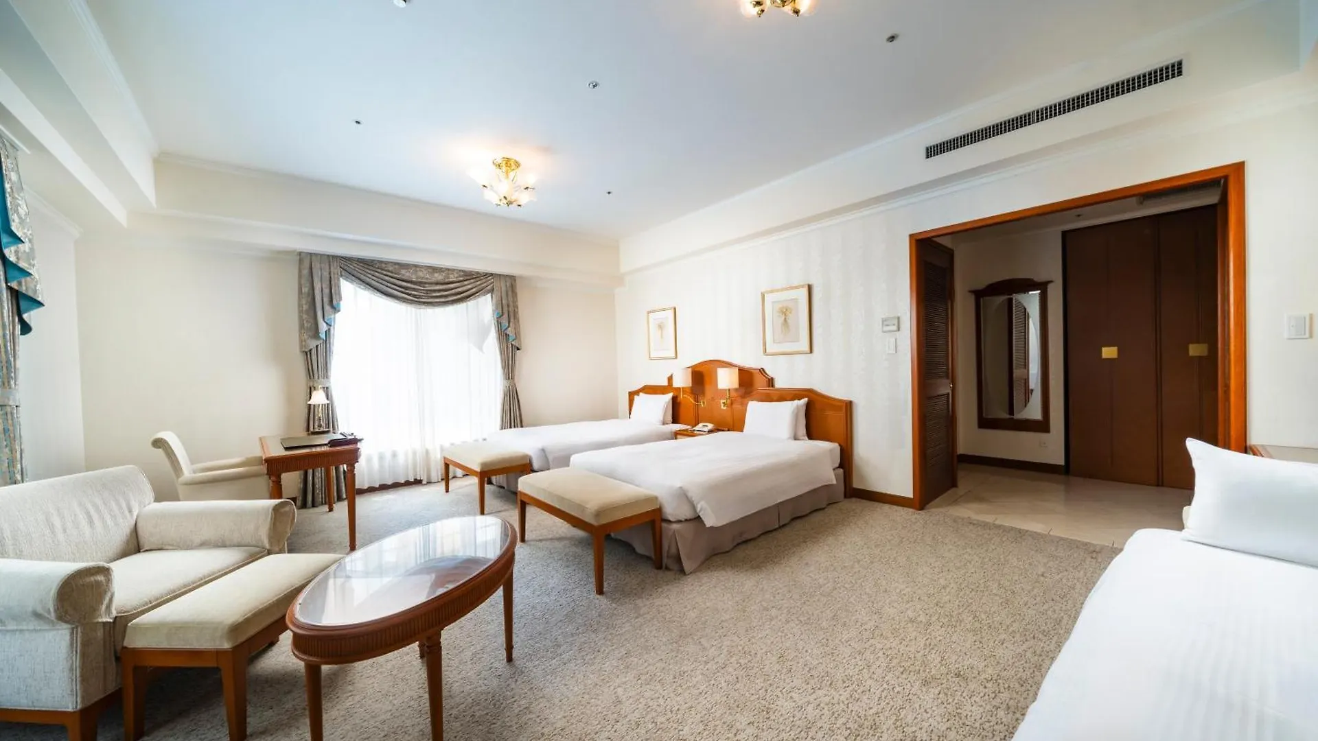 Koko Hotel Osaka Shinsaibashi